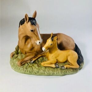 Vintage Homco Porcelain Mother Horse And Baby Foal Figurine